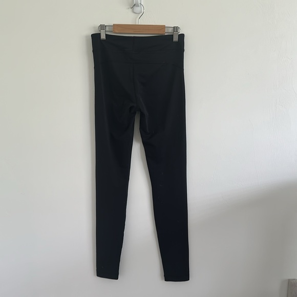 Under Armour Full Length Black Leggings - Picture 2 of 2